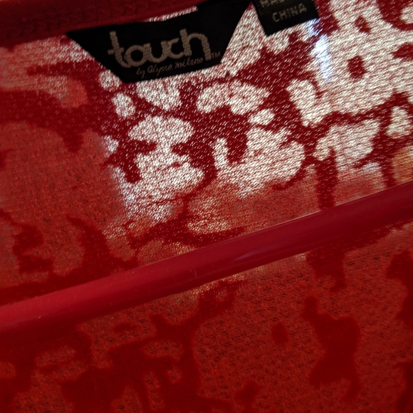 Long Sleeved Blackhawks shirt - Picture 2 of 3